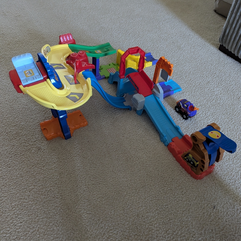 VTech Go! Go! Smart Wheels playset